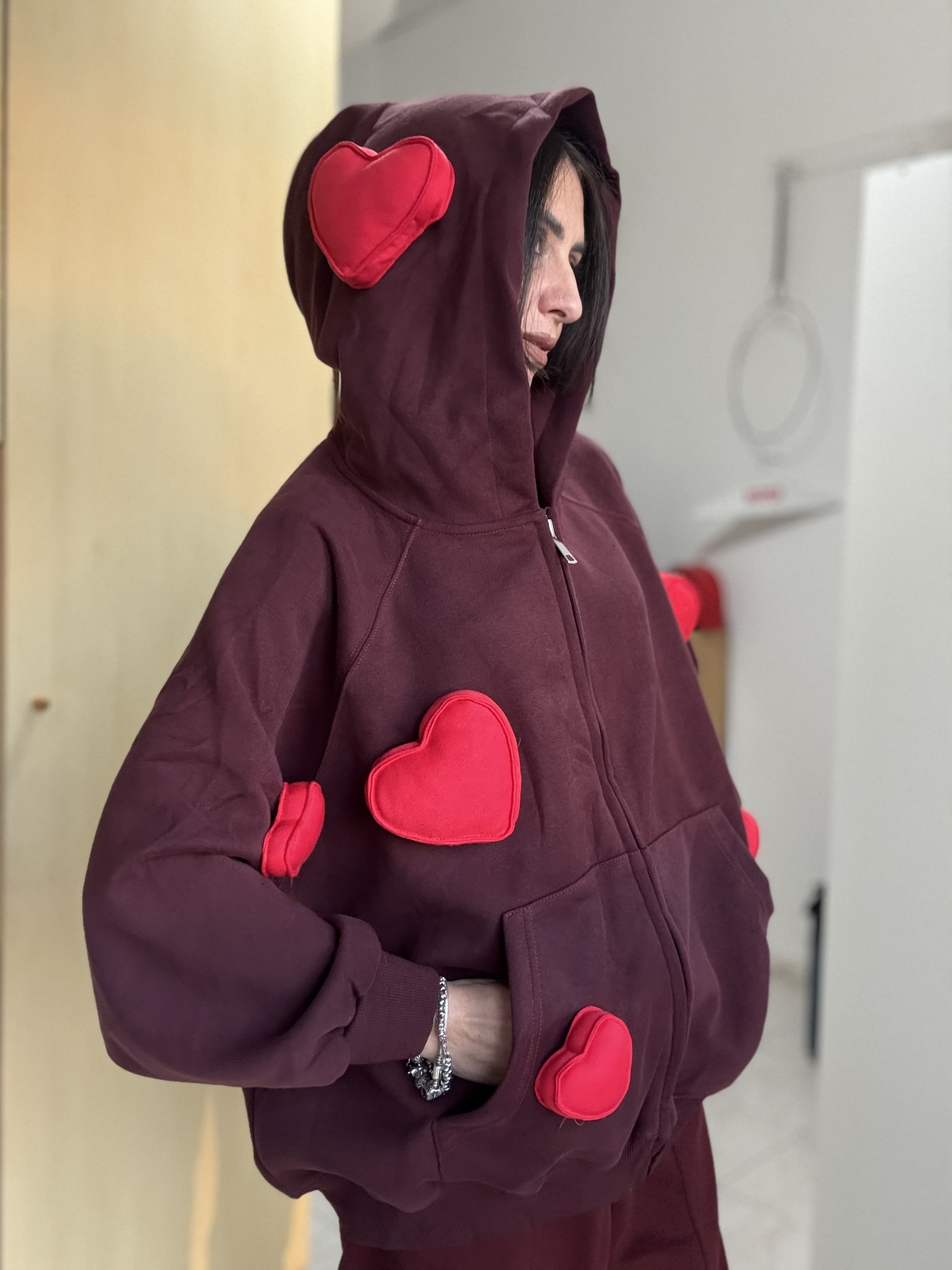 Felpa Oversize da Donna con Zip, Cappuccio e Cuori Imbottiti in Rilievo MOON KISS