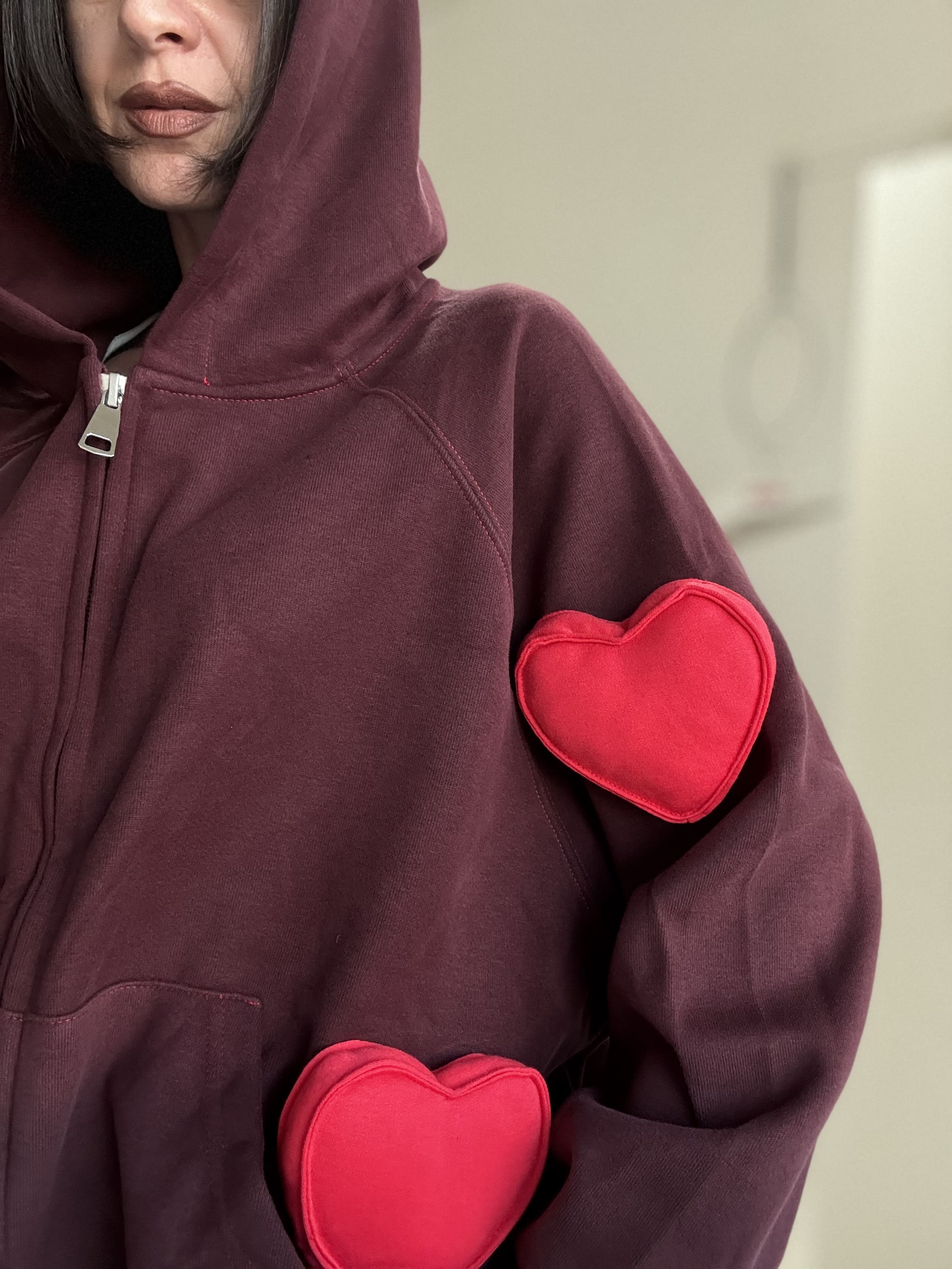 Felpa Oversize da Donna con Zip, Cappuccio e Cuori Imbottiti in Rilievo MOON KISS