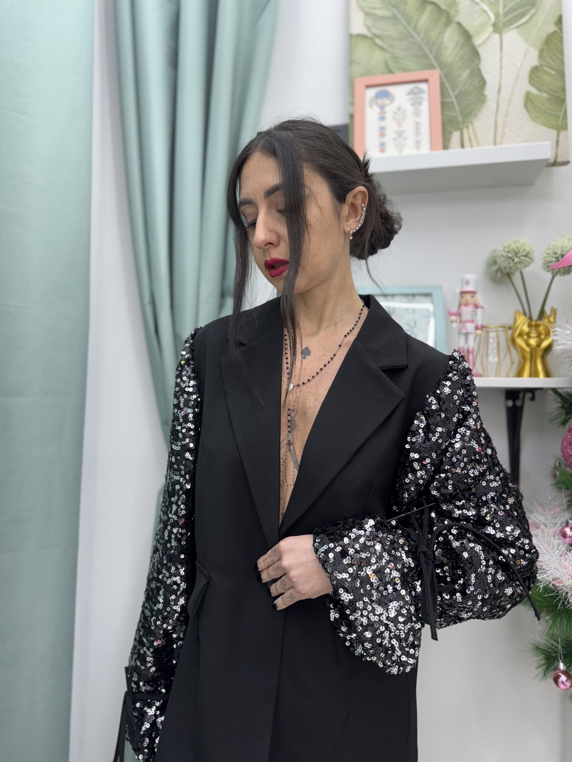 Giacca con maniche a sbuffo in paillettes