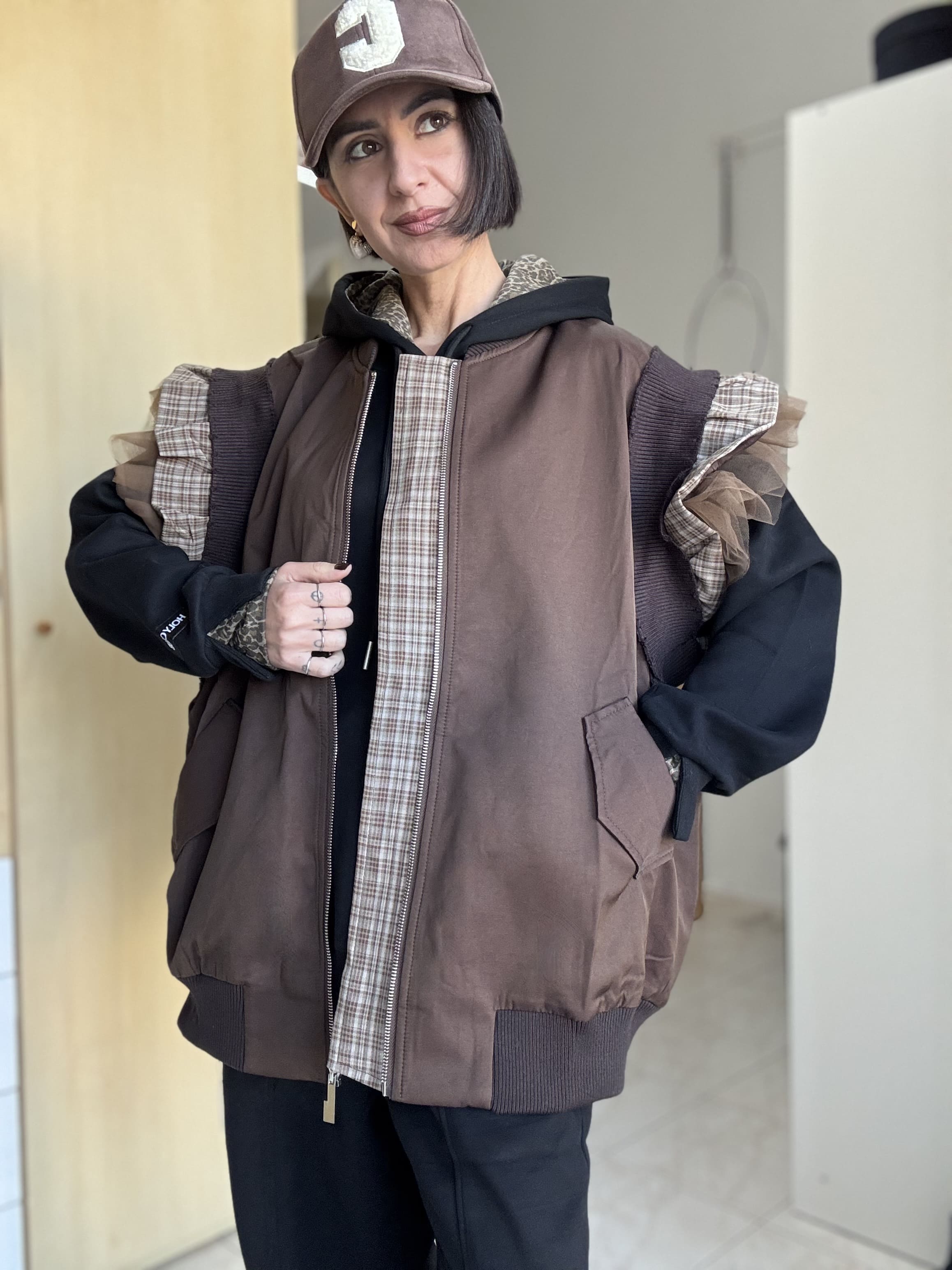 Smanicato Oversize da Donna con Volant in Tulle e Dettagli Scozzesi MOON KISS