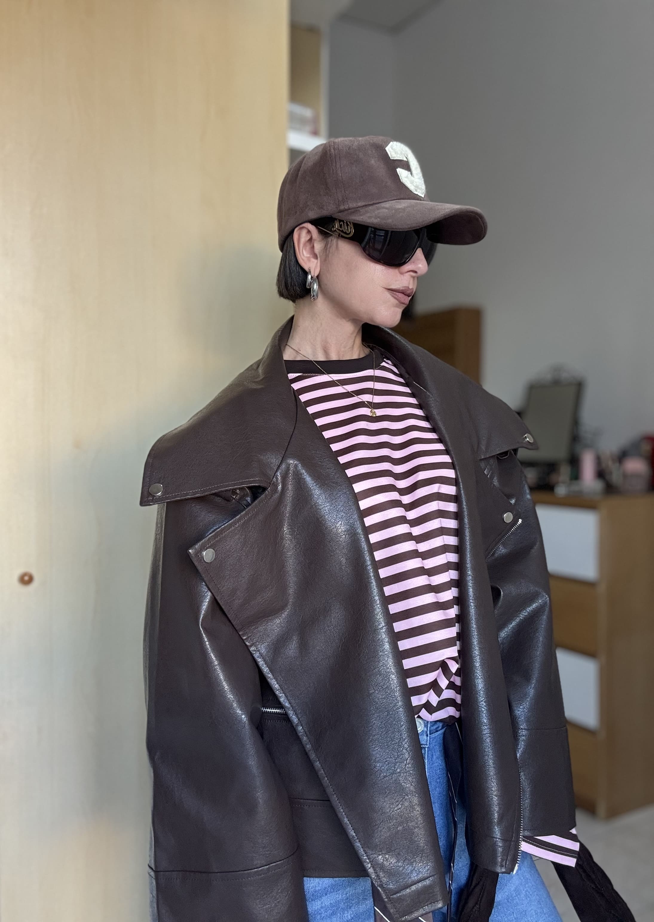 Giubbino donna oversize in similpelle marrone modello chiodo – Big Size