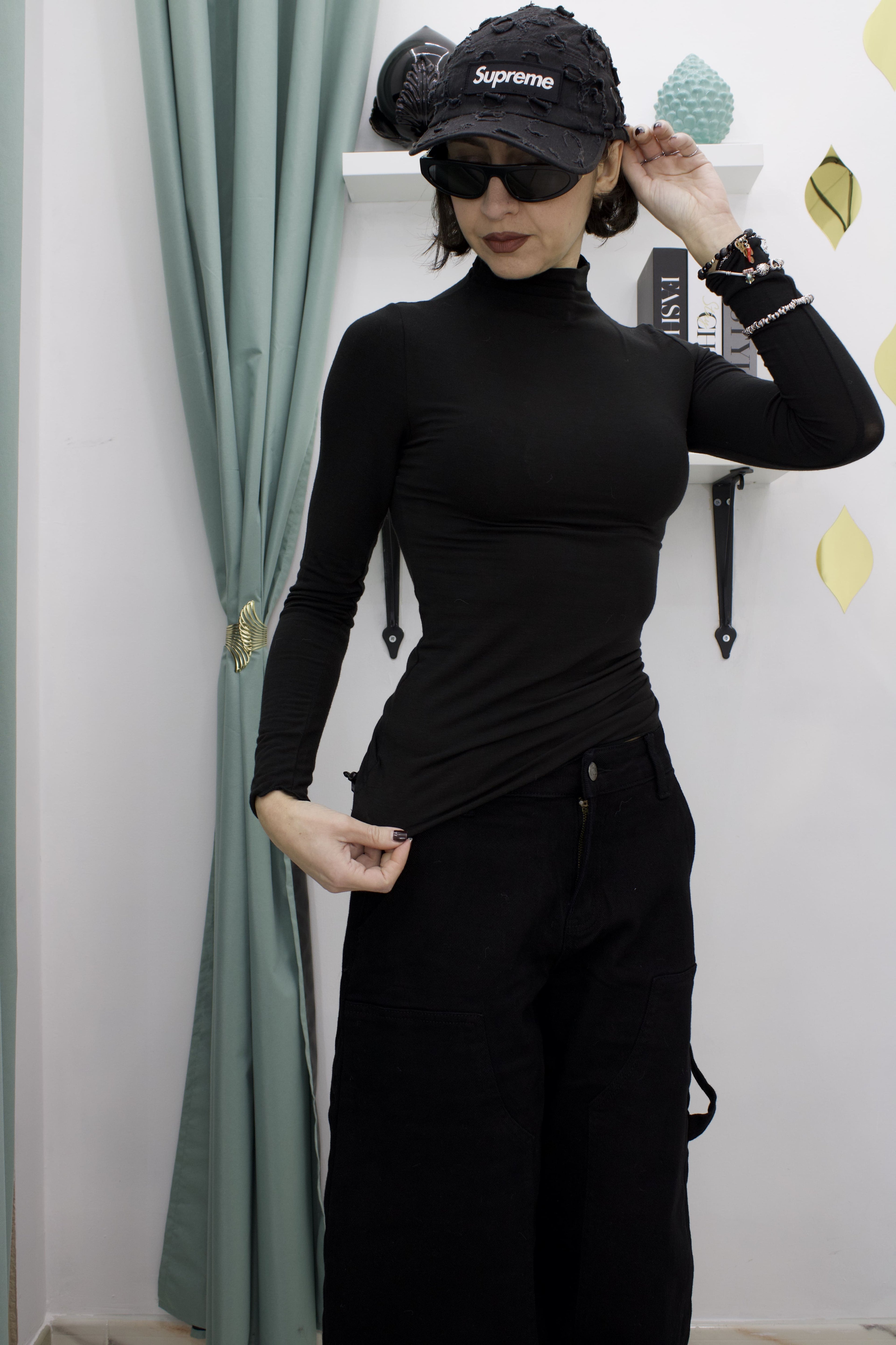 Maglia elasticizzata in misto cashmere sottile a mezzo collo – Taglia unica XS–L