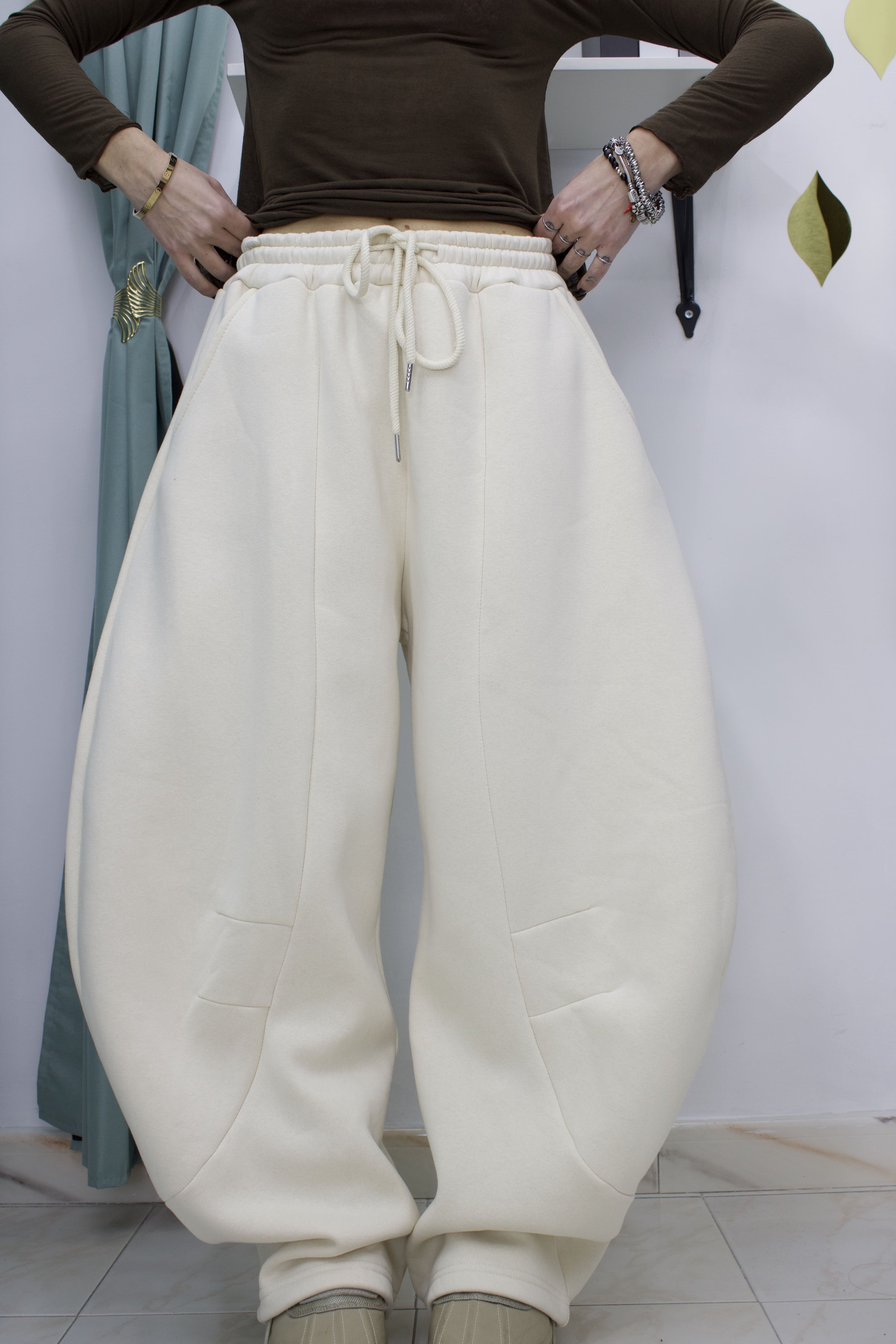 Pantaloni a Tuta Ballon Top Quality  – Super Felpati, Comodi e Stilosi-tg unica fino a XL