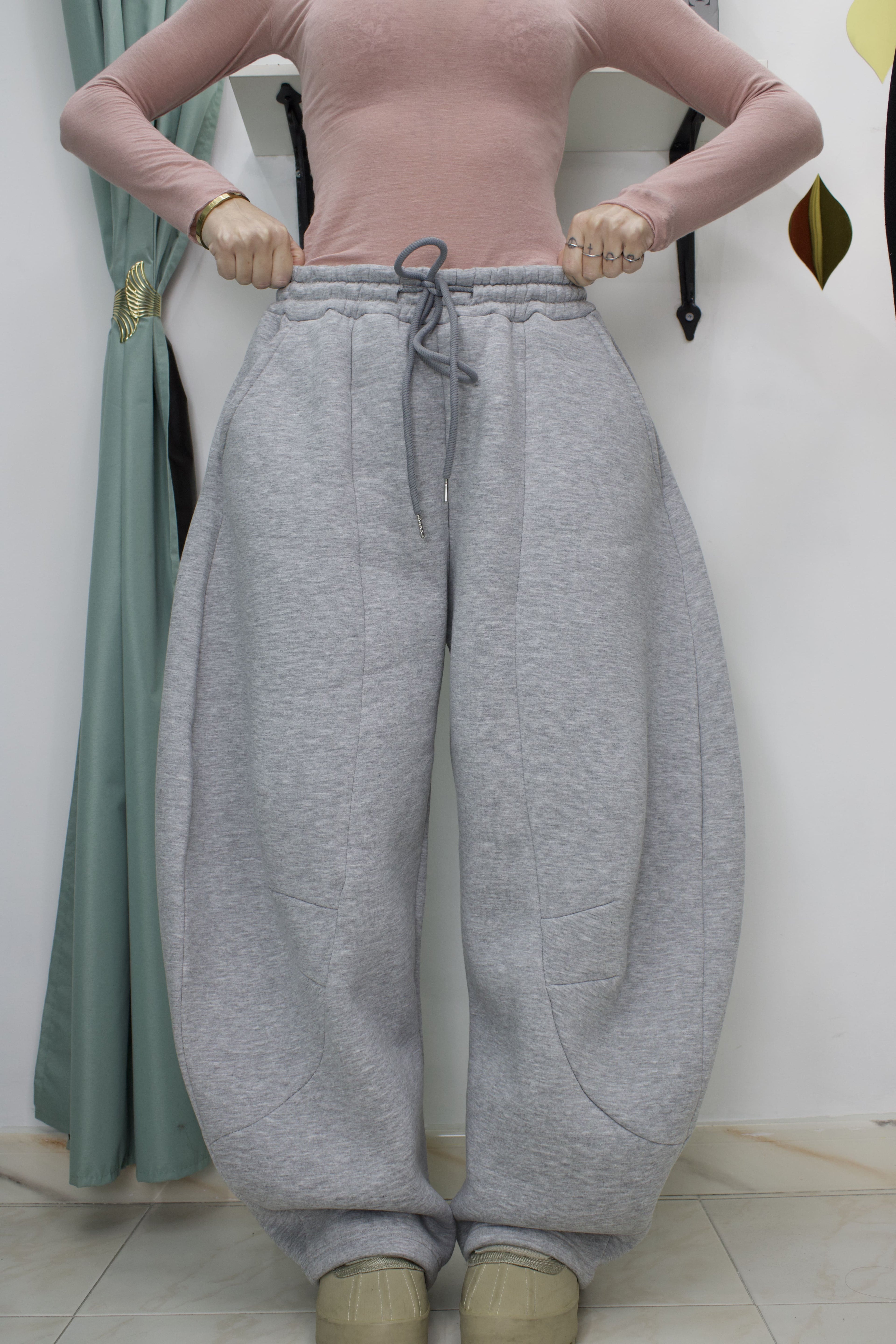 Pantaloni a Tuta Ballon Top Quality  – Super Felpati, Comodi e Stilosi-tg unica fino a XL