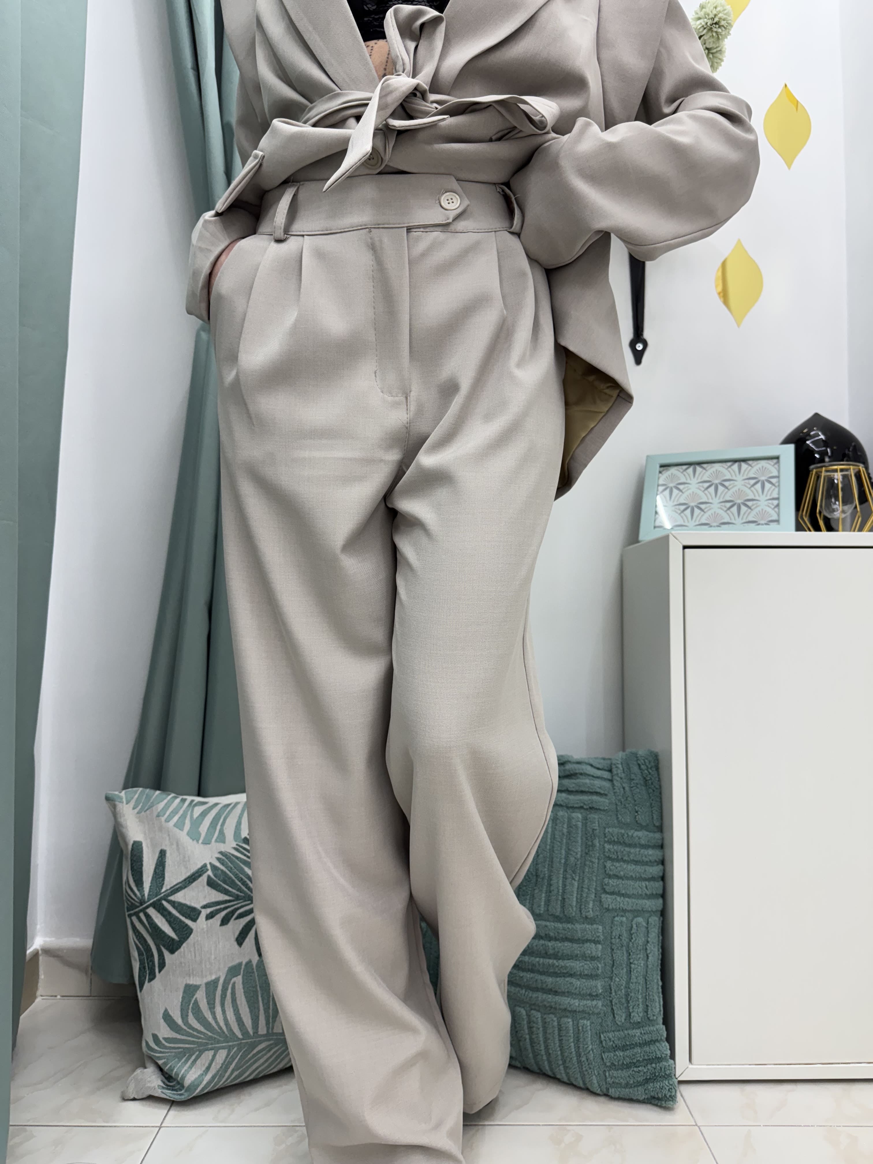 Pantaloni palazzo con pinces