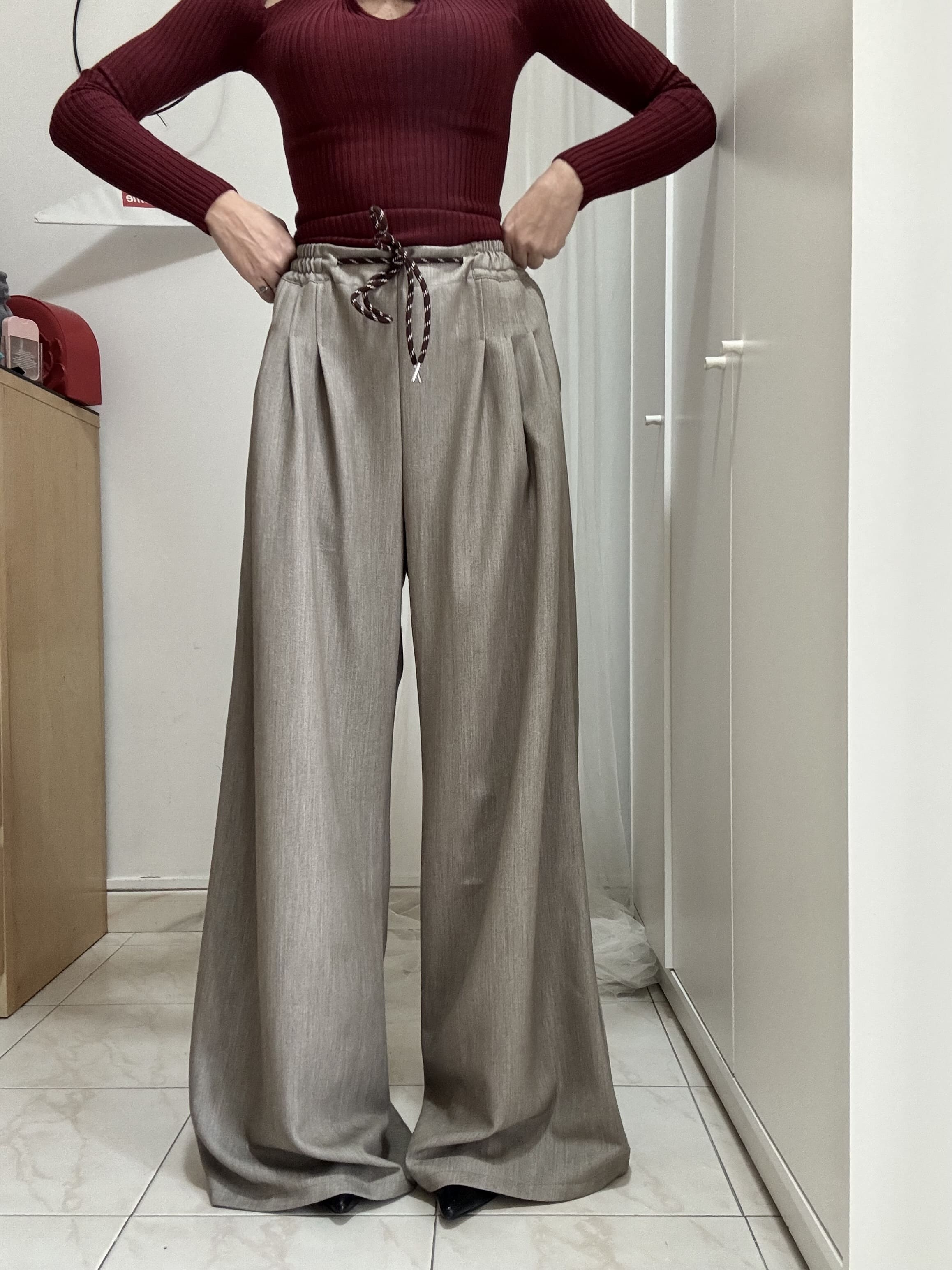 Pantalone Donna Palazzo in gabardine in lana – Modello Casual con Pinces e Coulisse in Vita, Taglia Unica