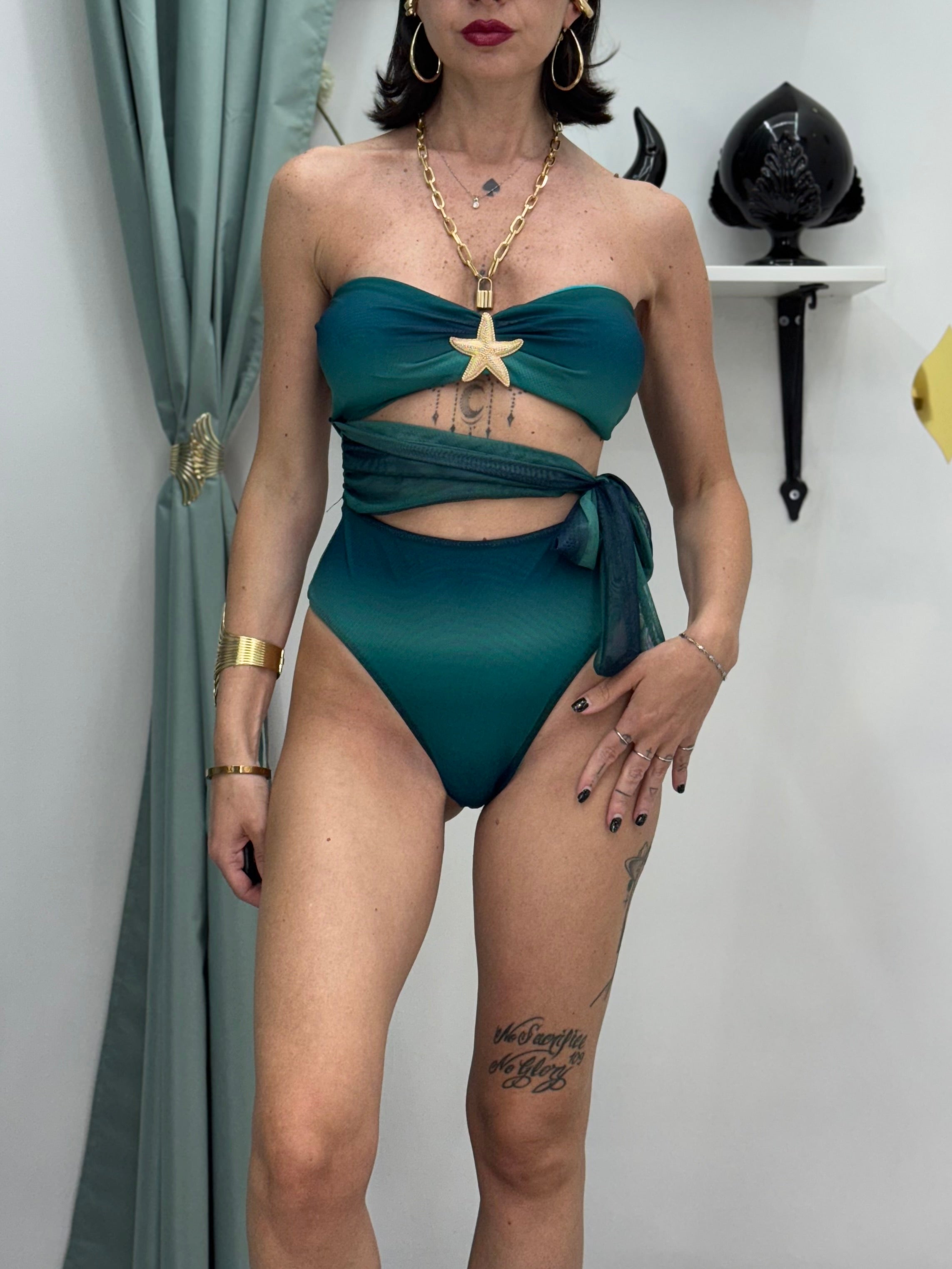 Set da Mare Donna con Costume Intero e Gonna a Pareo – Eleganza Estiva in Arancione o Verde Ottanio