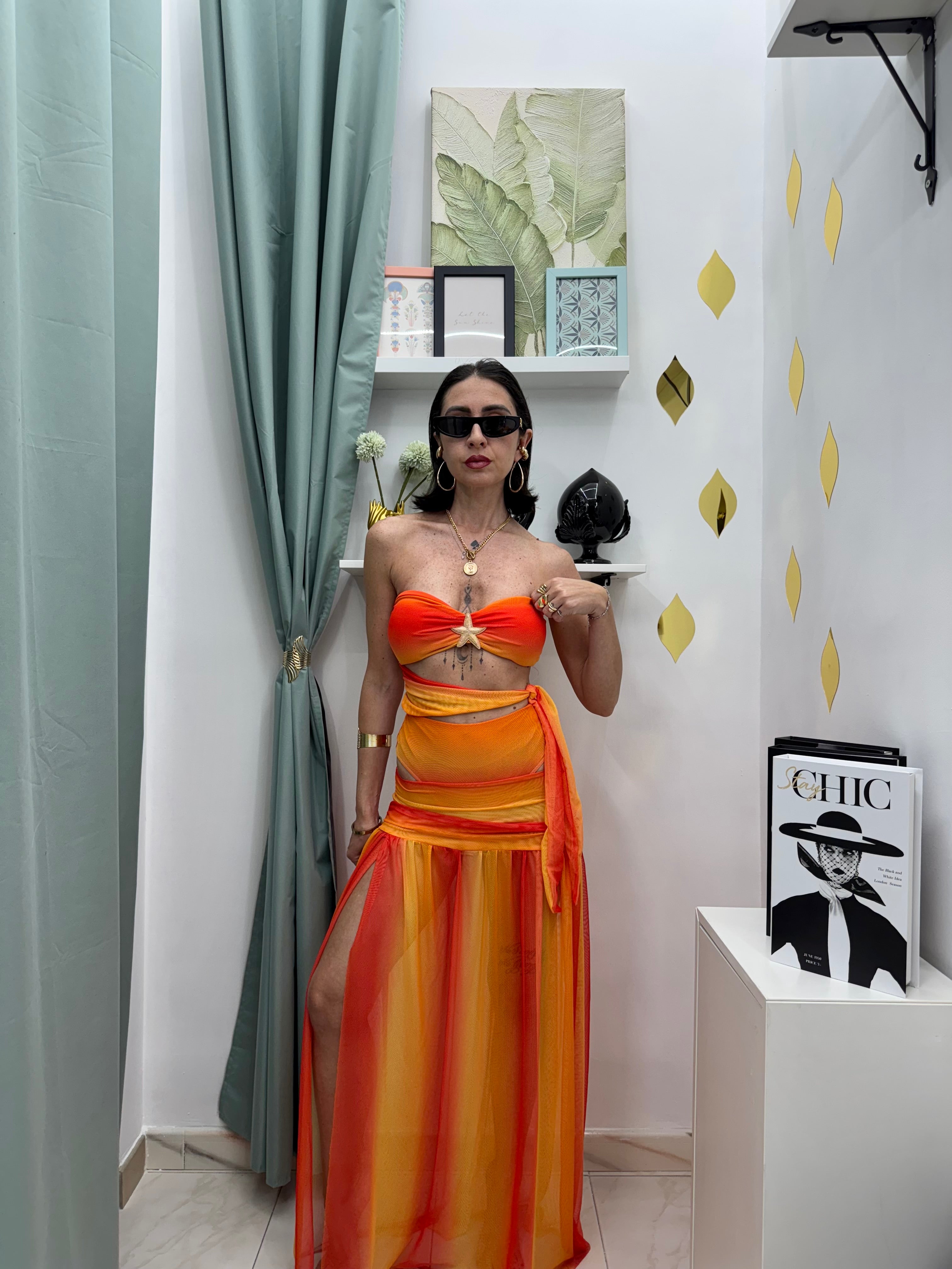 Set da Mare Donna con Costume Intero e Gonna a Pareo – Eleganza Estiva in Arancione o Verde Ottanio