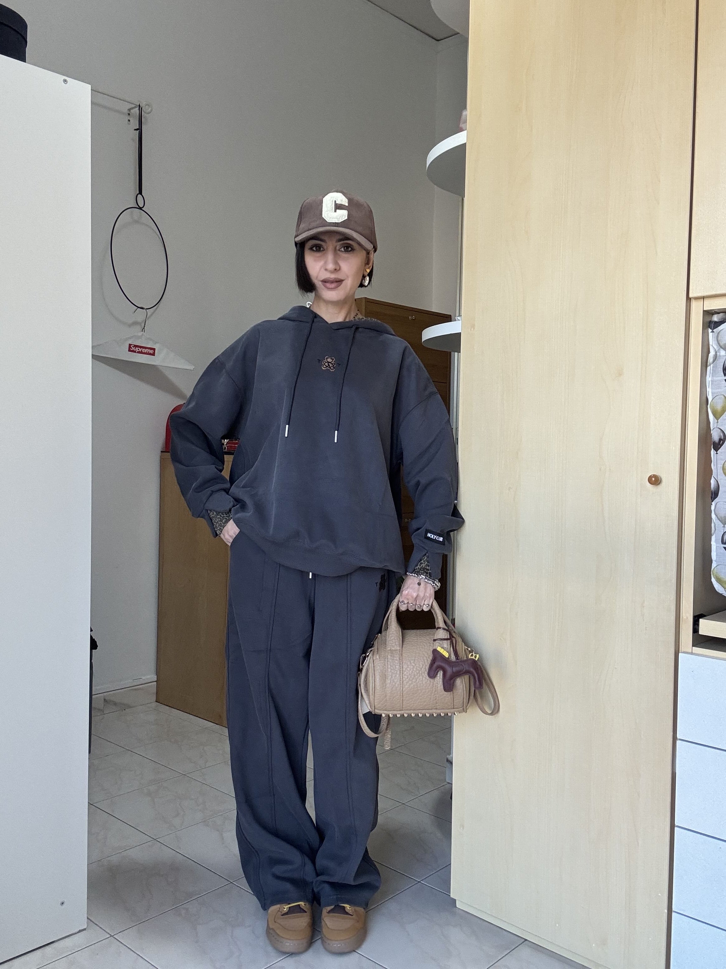 Coordinato Tuta da Donna Oversize in Cotone con Orsetto Ricamato e Dettagli Maculati MOON KISS