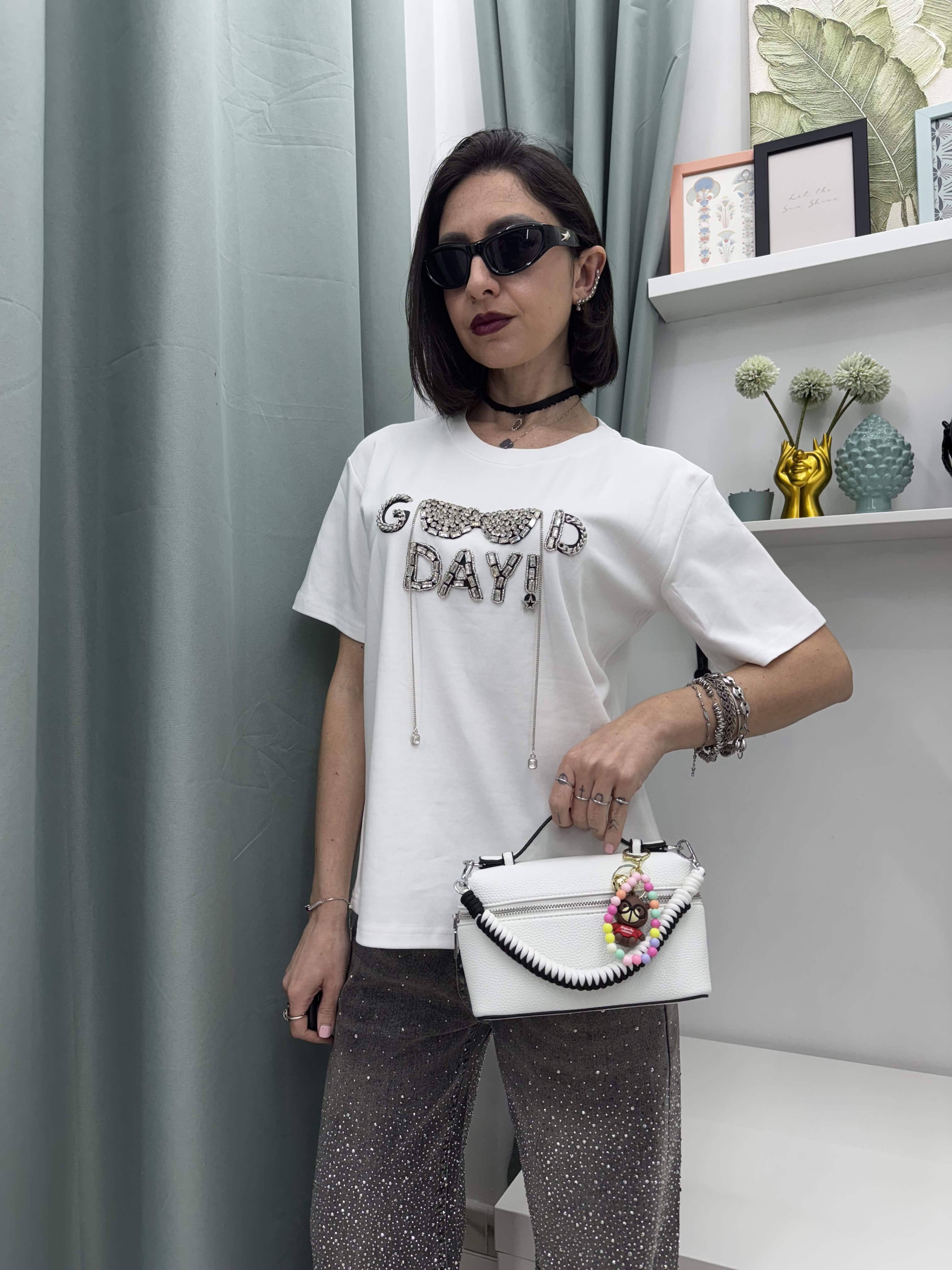 T-shirt Good Day con strass