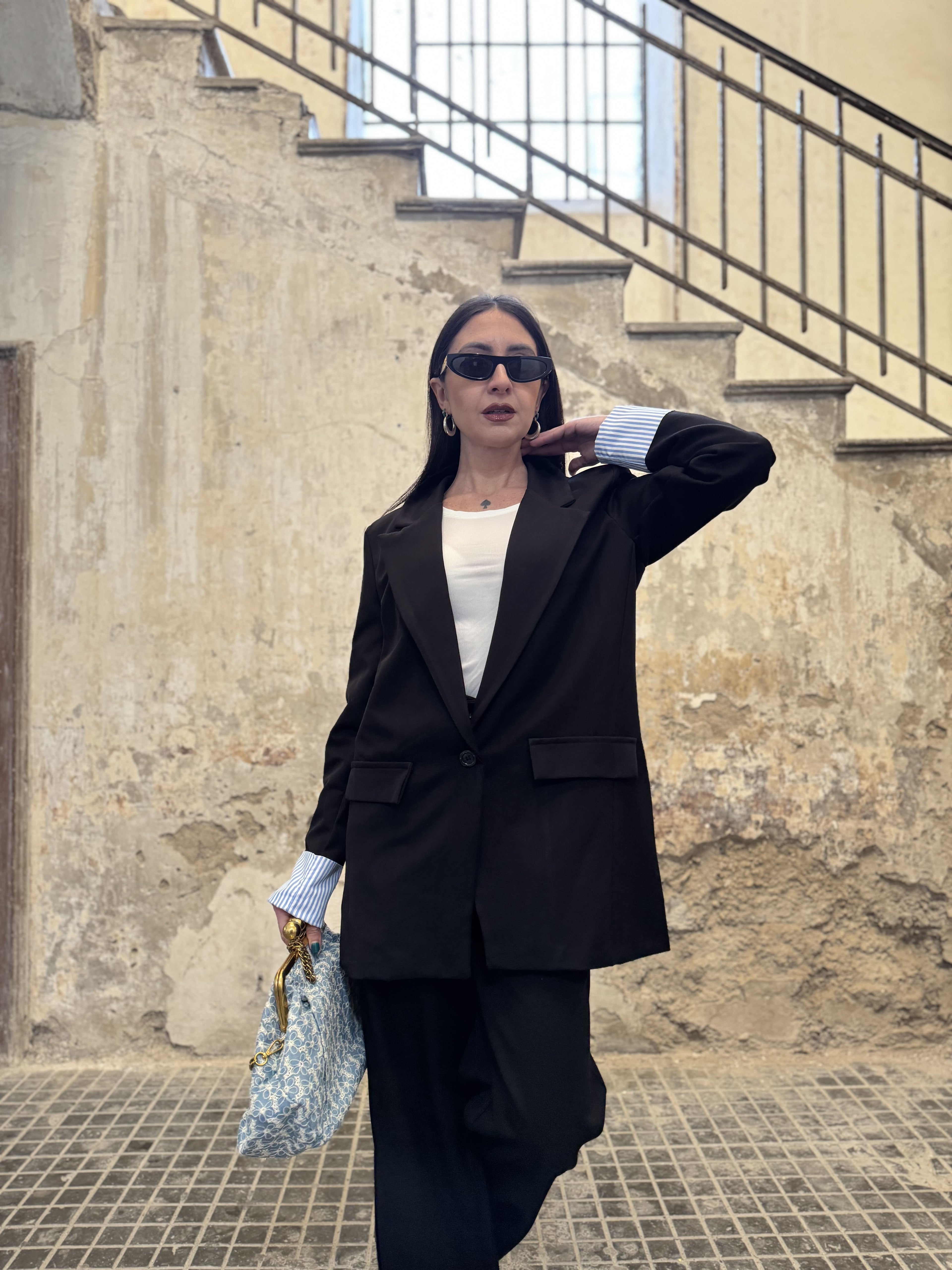 Tailleur con risvolti in tessuto camicia