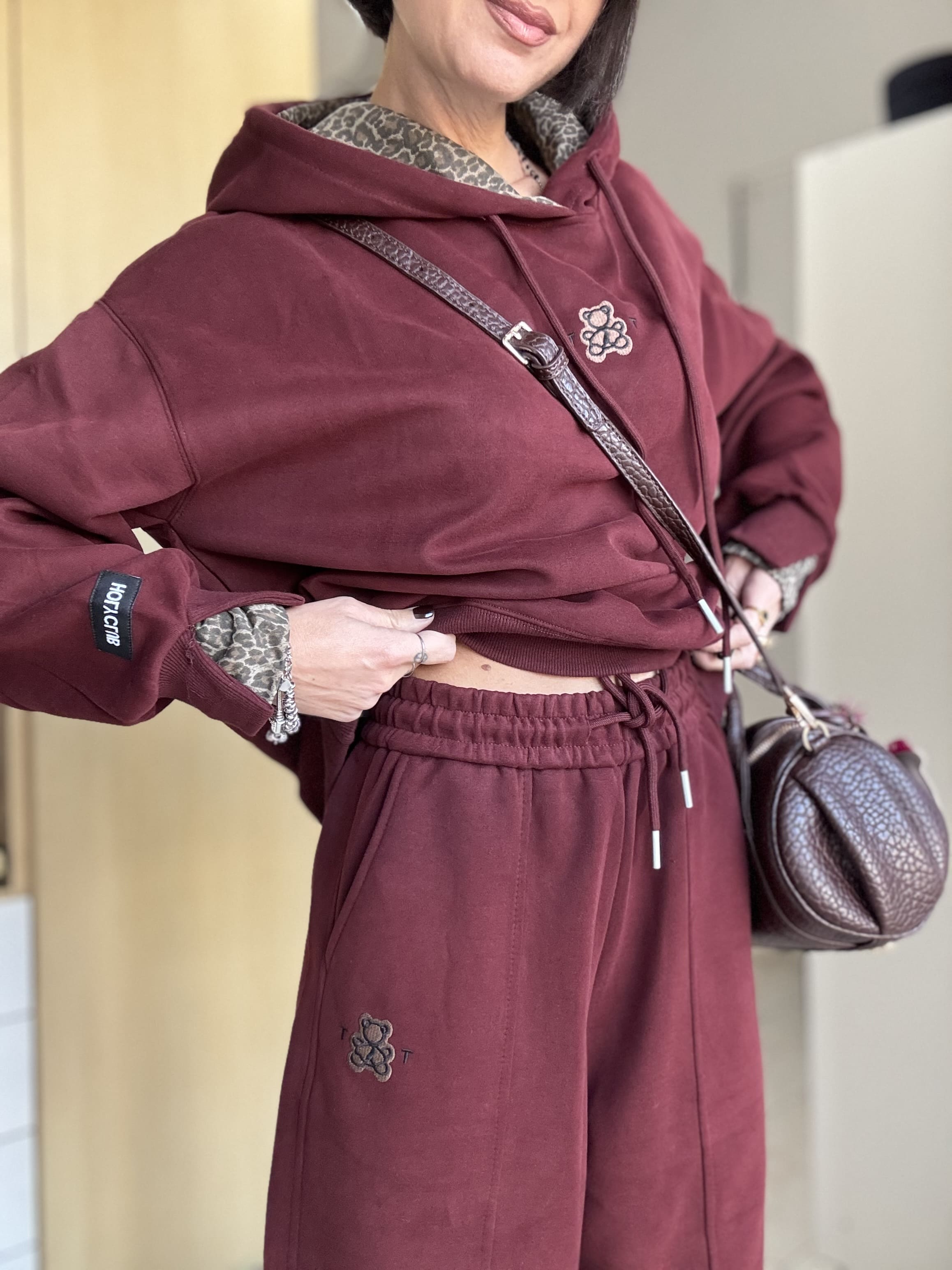 Coordinato Tuta da Donna Oversize in Cotone con Orsetto Ricamato e Dettagli Maculati MOON KISS