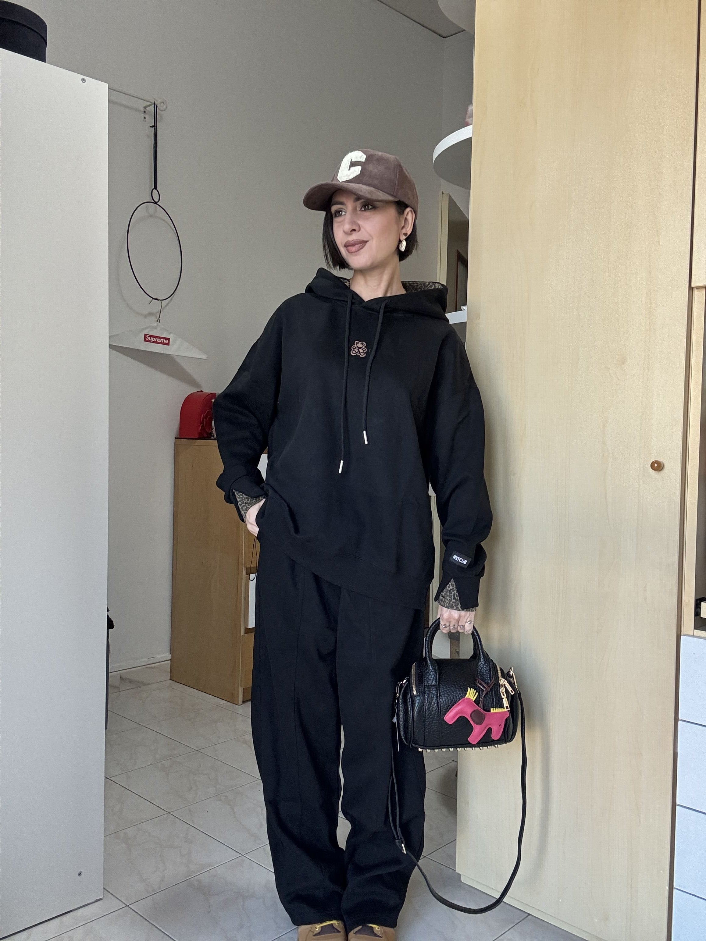 Coordinato Tuta da Donna Oversize in Cotone con Orsetto Ricamato e Dettagli Maculati MOON KISS