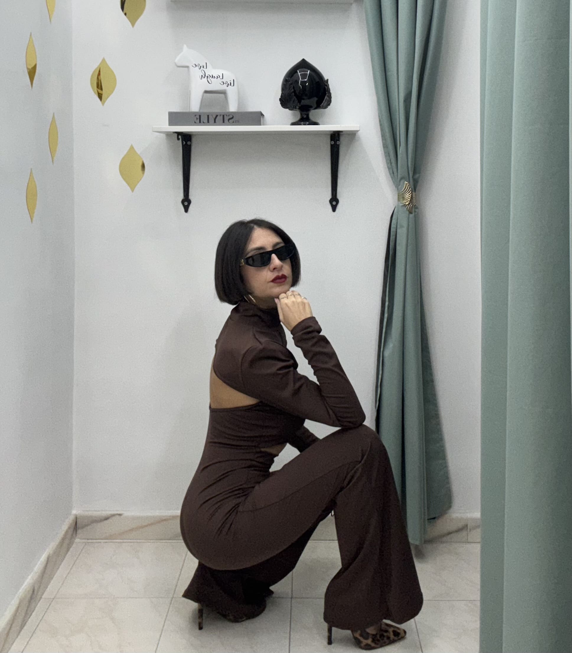 Tuta jumpsuit scollo a fascia con copri spalle mezzo collo – Elasticizzata taglia unica fino a 46