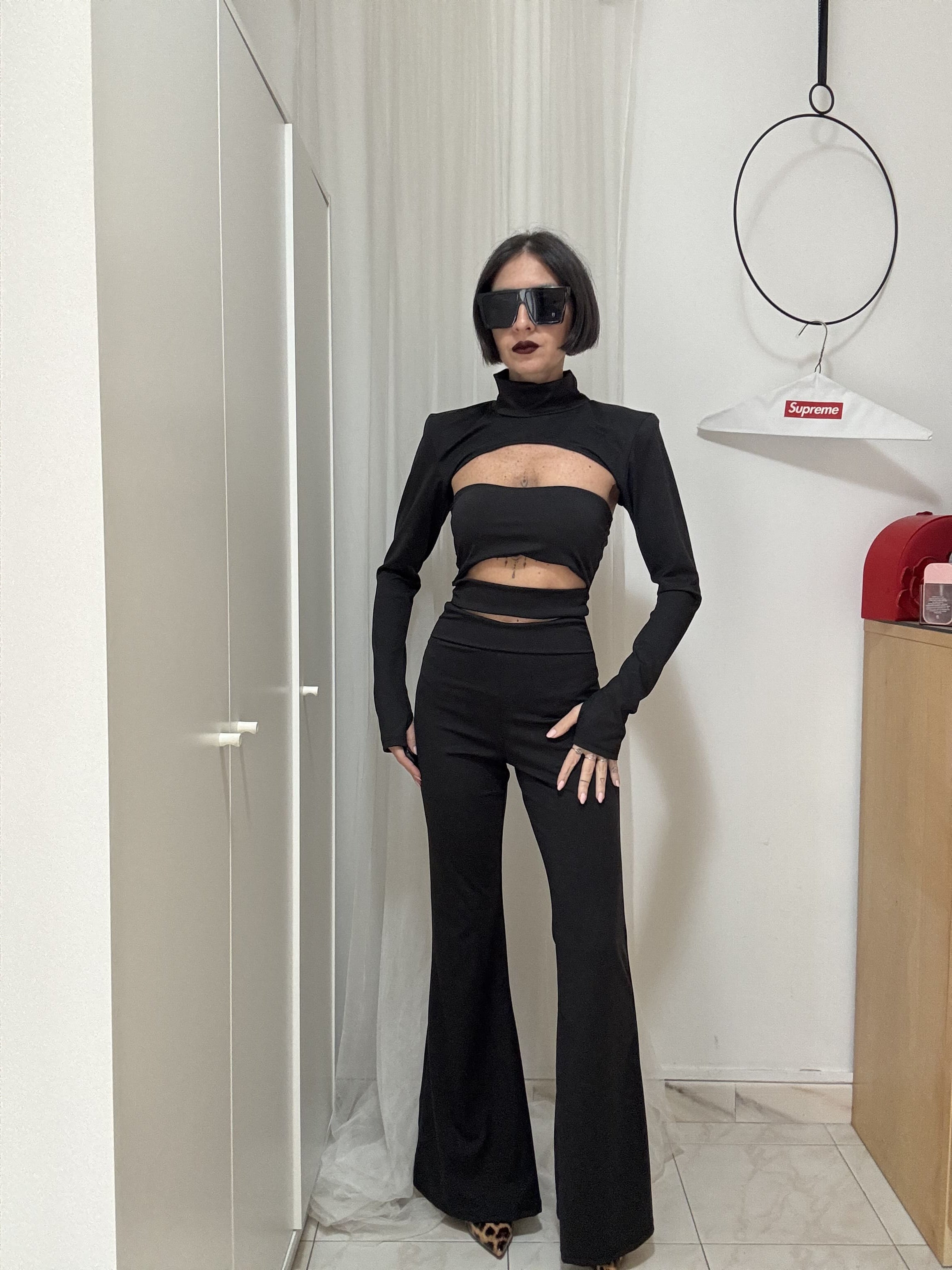 Tuta jumpsuit scollo a fascia con copri spalle mezzo collo – Elasticizzata taglia unica fino a 46