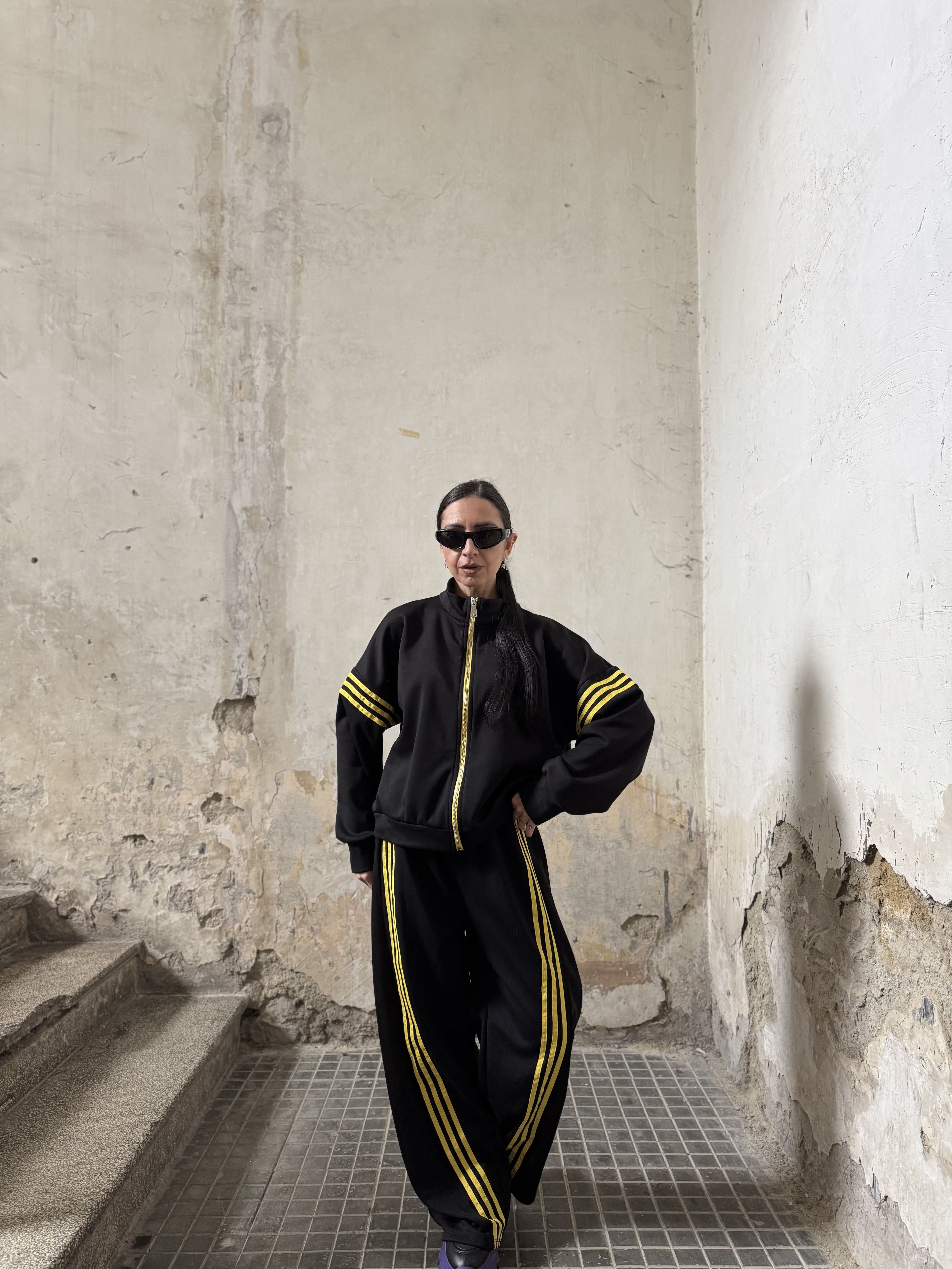 Coordinato Tuta Felpata con Bande Laterali (XS–L)