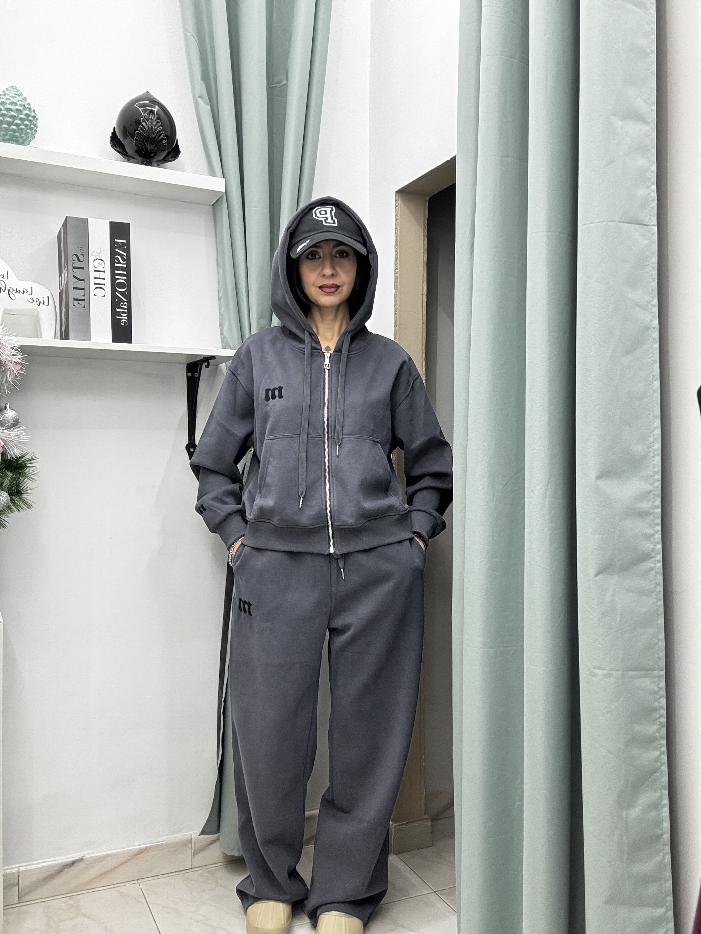 Coordinato Tuta Donna Moonkiss in Cotone – Felpa con Zip e Pantaloni Comfy (SM/ML)